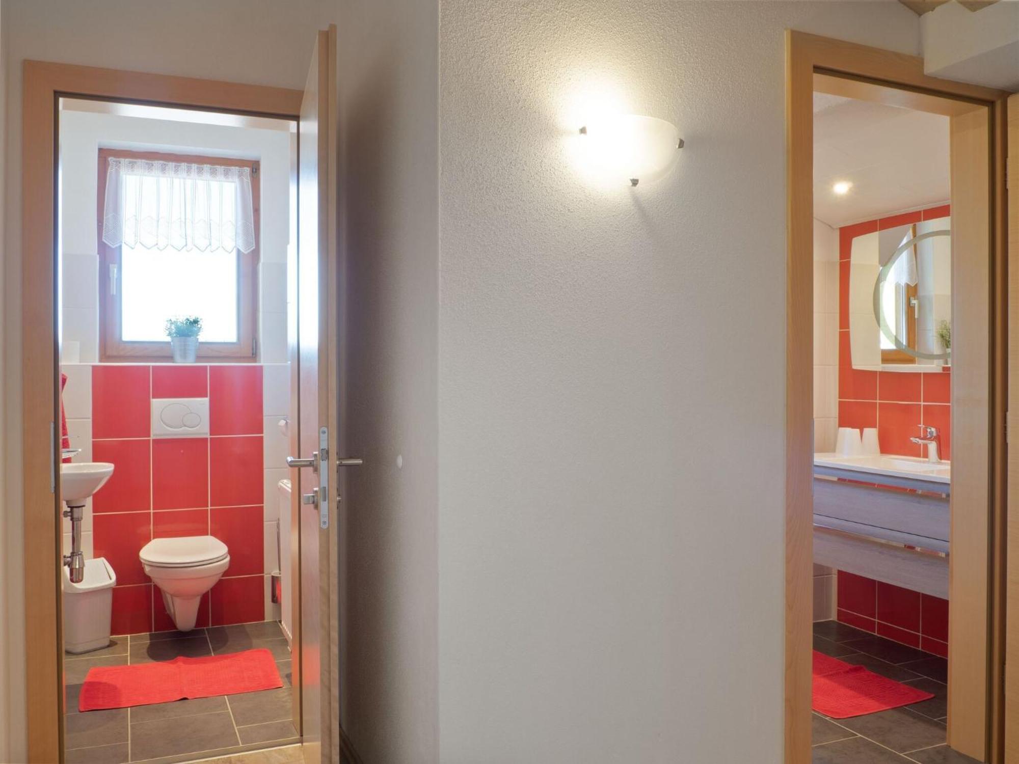Lovely Apartment With Terrace In Fuegenberg エクステリア 写真